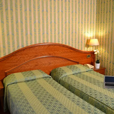 Re Luxury Rome