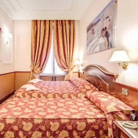 Re Luxury Oda ve Kahvaltı