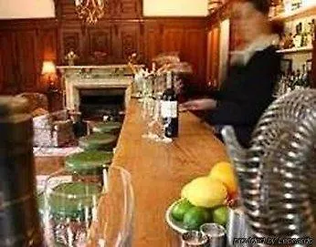 Re Luxury Nocleg ze śniadaniem 3*