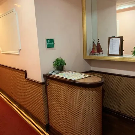 Re Luxury Rzym